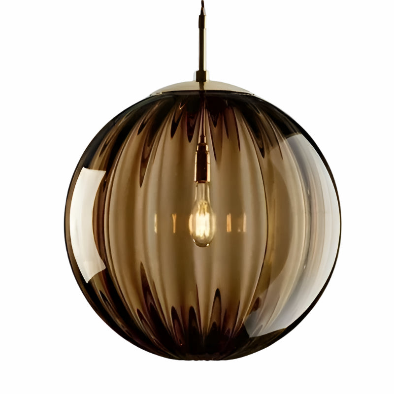 Lampa wisząca ze szklanego klosza na przewodzie